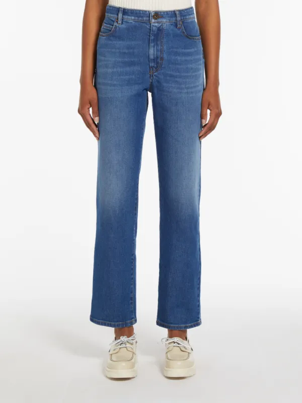 MaxMara Weekend 90s Comfortable Denim Jeans | Luxury and style at your fingertips