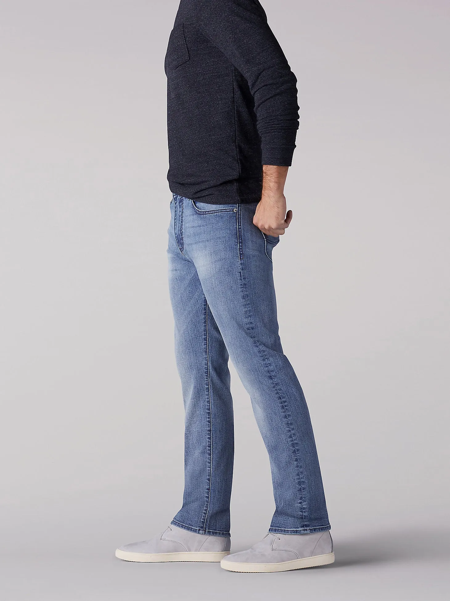 MEN’S LEE EXTREME MOTION SLIM STRAIGHT LEG JEANS IN THEO: 102015443