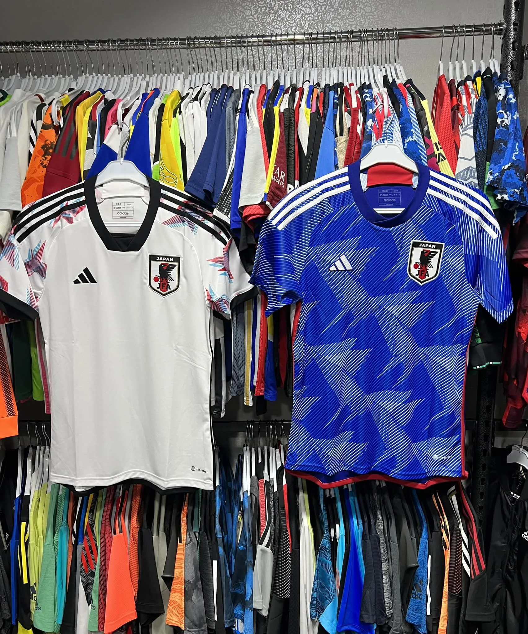 Men's  Soccer Japan 22 Home World Cup Jersey HF1845