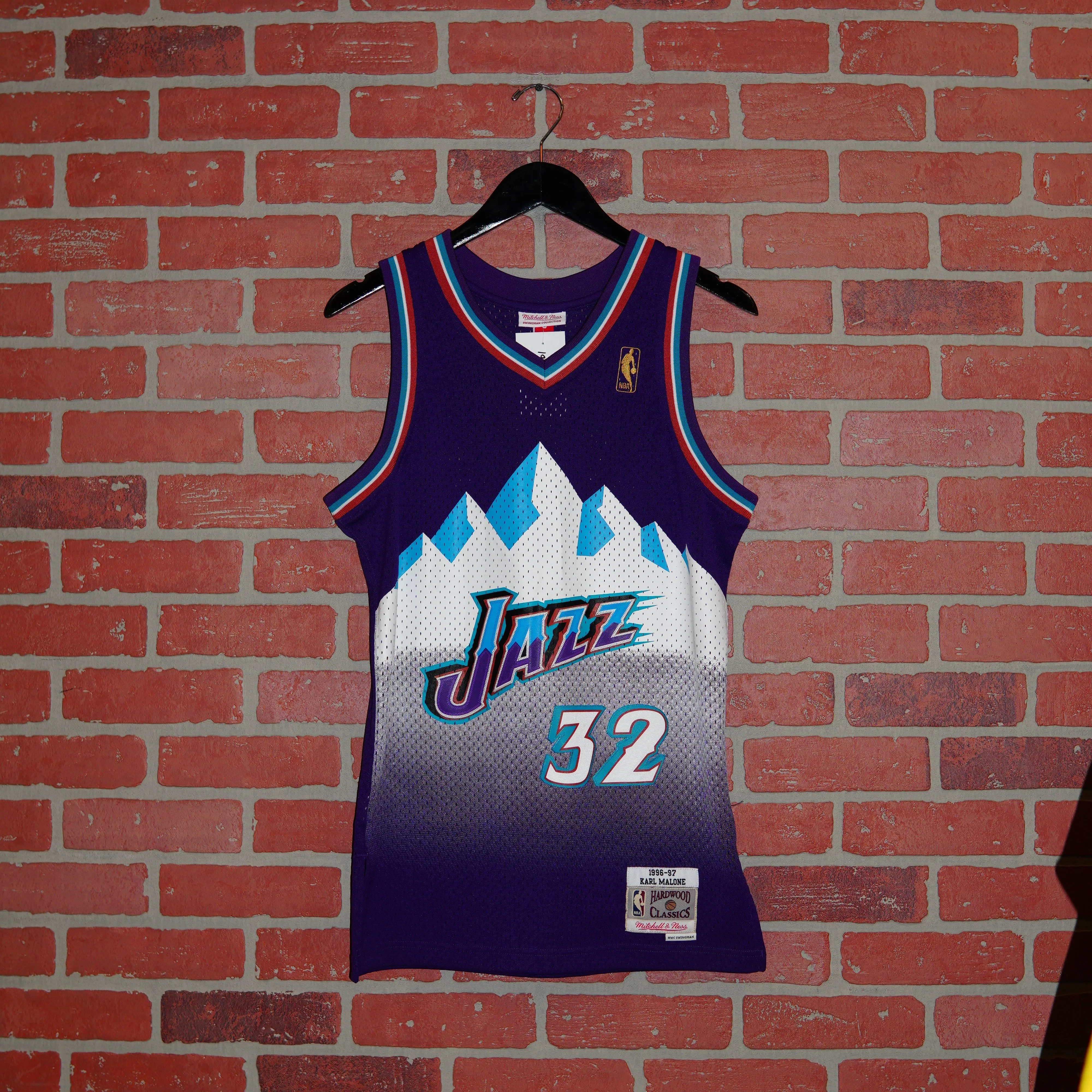 Mitchell & Ness Swingman NBA Utah Jazz Karl Malone Basketball Jersey