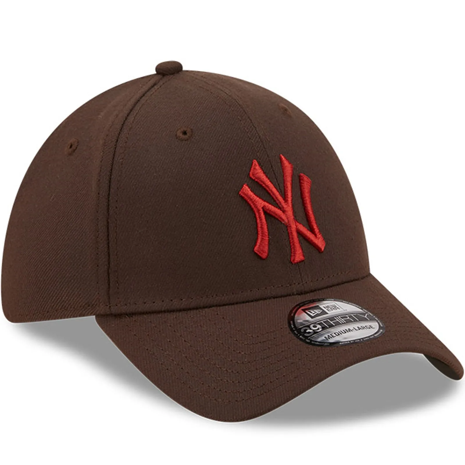 New Era Mens New York Yankees MLB 39THIRTY League Essential Baseball Cap - Brown