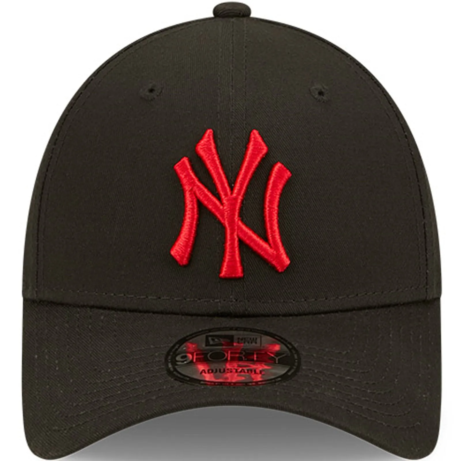 New Era New York Yankees 9FORTY League Essentials Baseball Cap  - Black