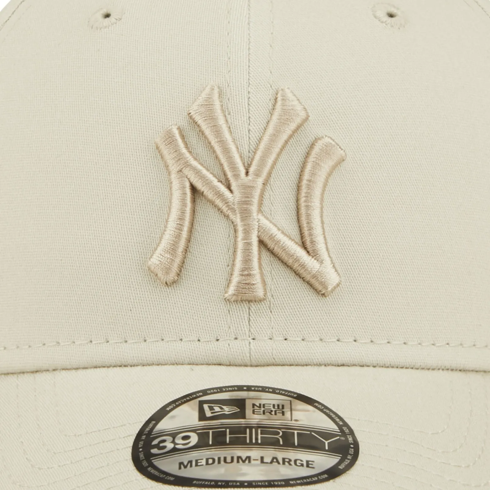 New Era New York Yankees League Essentials 39THIRTY Baseball Cap  - Beige