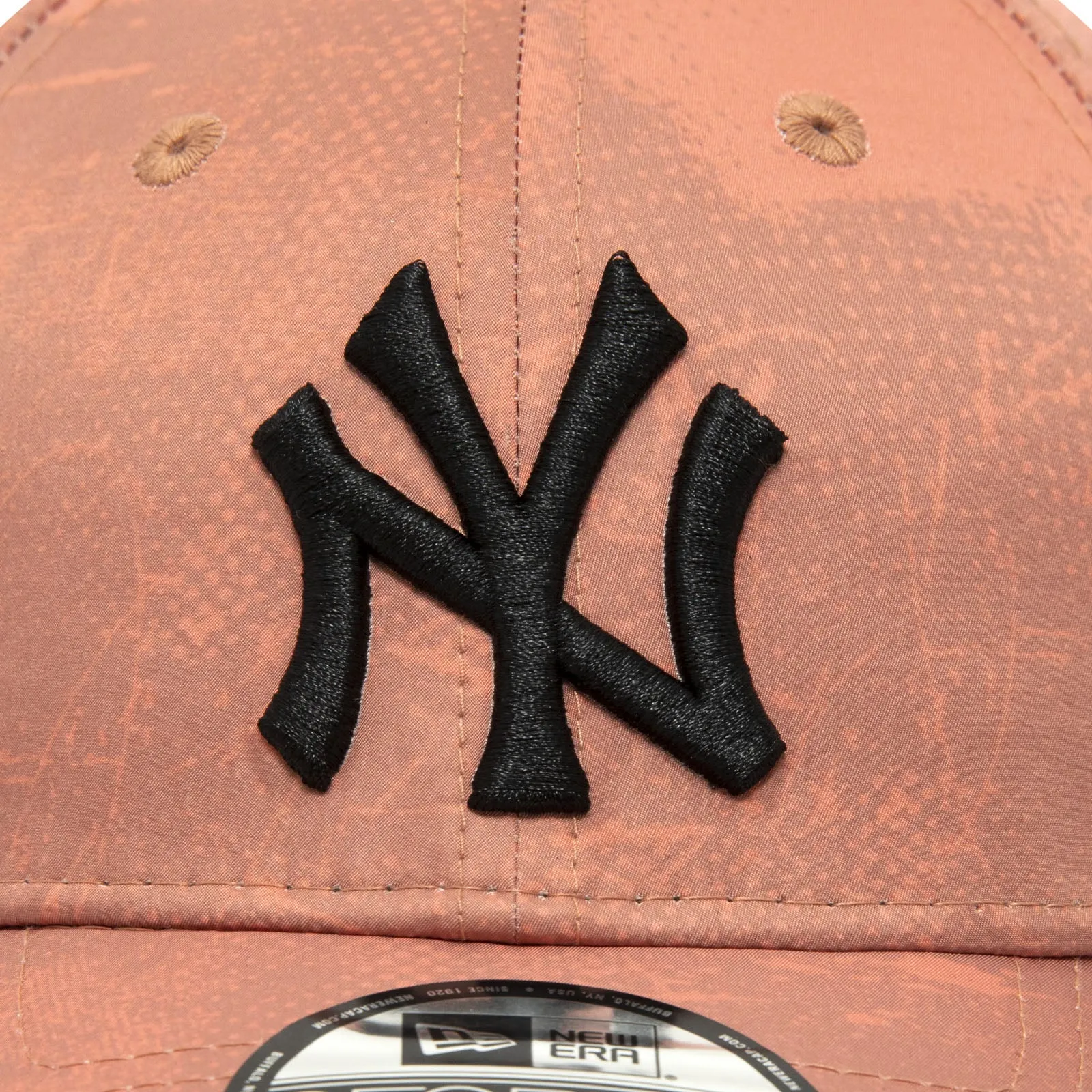 New Era New York Yankees Print 9FORTY Baseball Cap - Pink