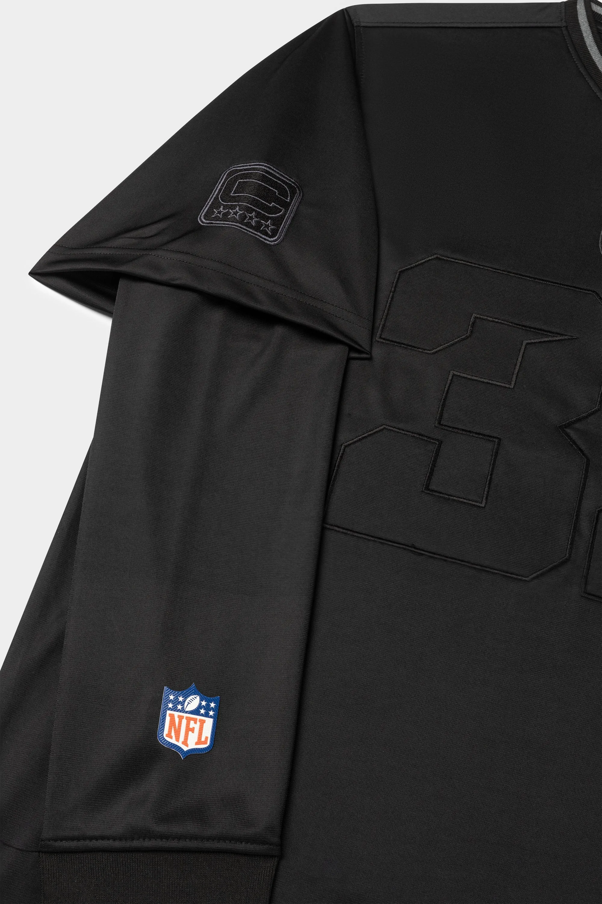 NFL x BALR. Relaxed Football Jersey Jet Black