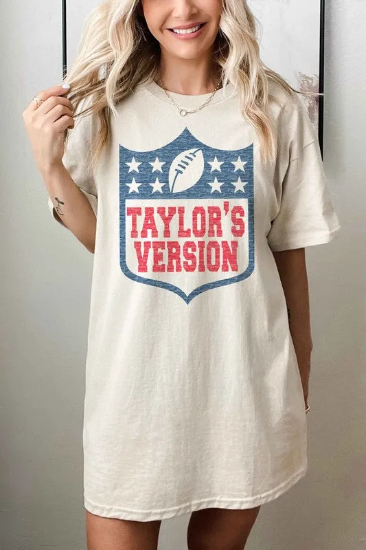 TAYLORS VERSION FOOTBALL OVERSIZED GRAPHIC TEE