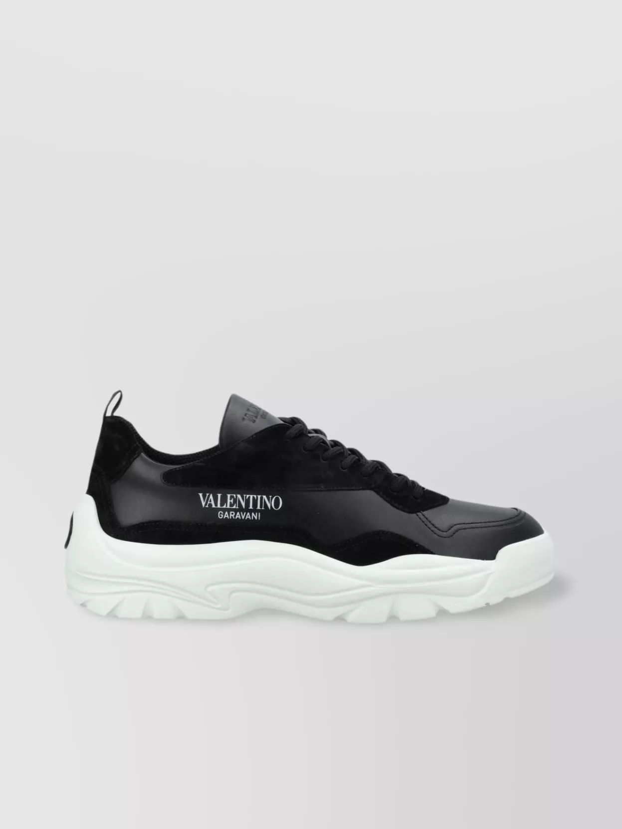 Valentino Garavani   Chunky sole sneakers pull tab